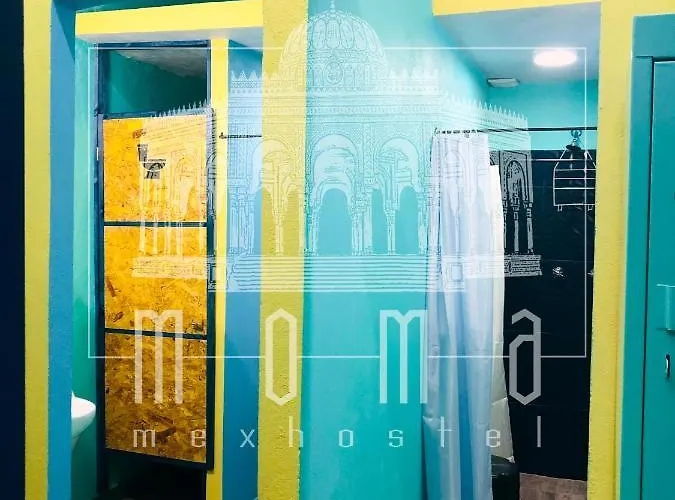 Moma Mexhostel Pensión